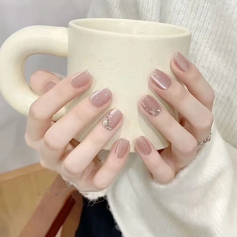 Artfully Designed Gel Nail Set Bowlift