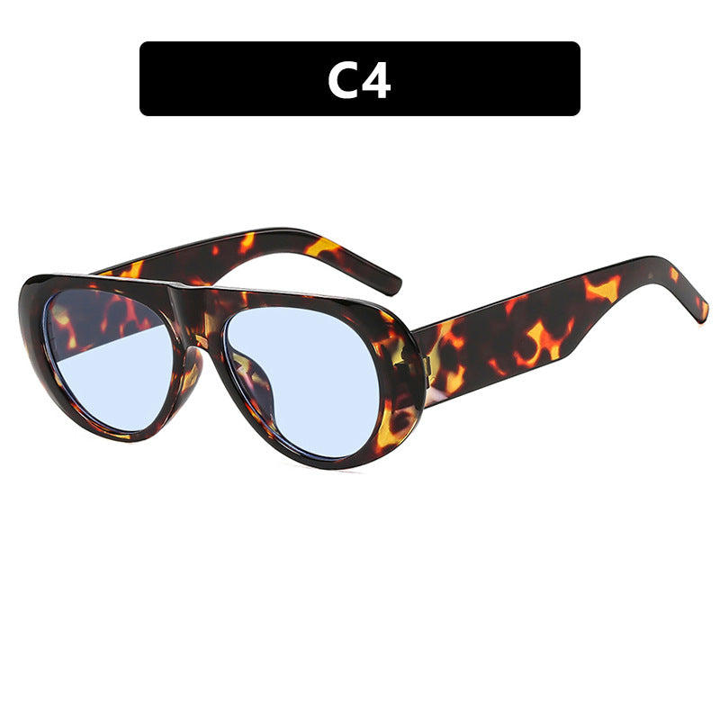 Women's Cat-Eye Sunglasses with stylish plastic frame and protective UV filter Bowlift