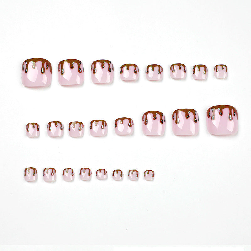 Creative nail art in chocolate glaze design Bowlift