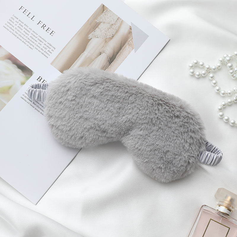 Women's fluffy ergonomic eye mask with adjustable satin band and soft faux fur cover Bowlift