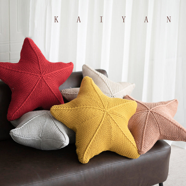 Star-Shaped Chunky Knit Decorative Cushion Bowlift