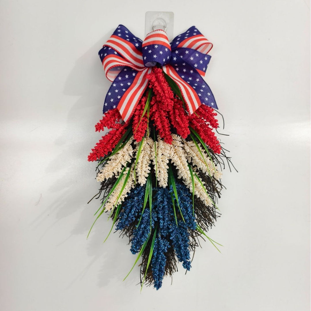 Unisex nan patriotic hanging decoration for door and wall made of artificial flowers with ribbon Bowlift
