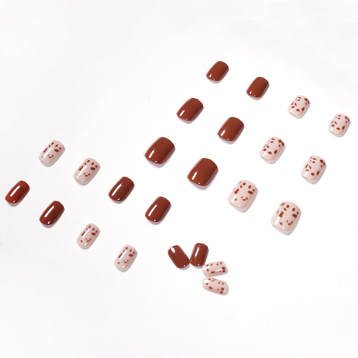 Artful nail art in elegant design Bowlift