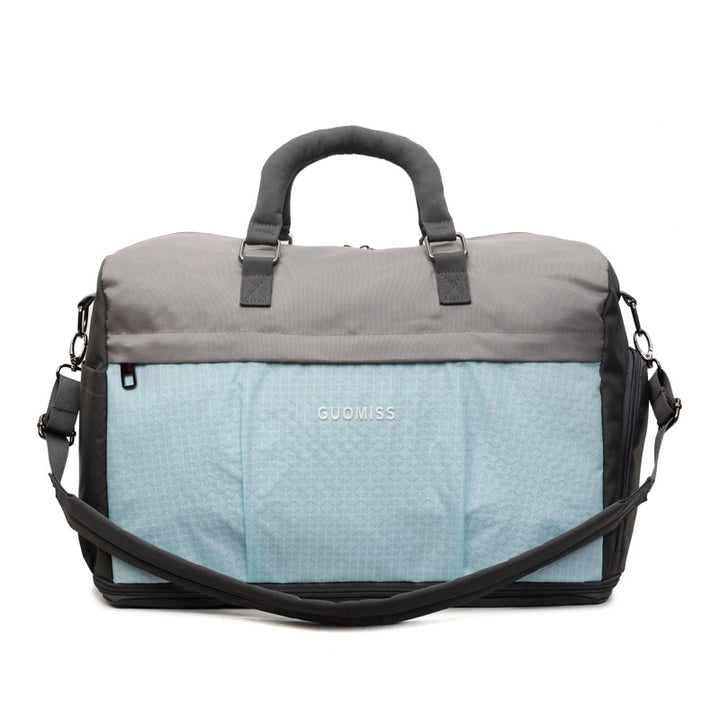 Sporty Travel Bag with Reinforced Shoulder Strap Bowlift