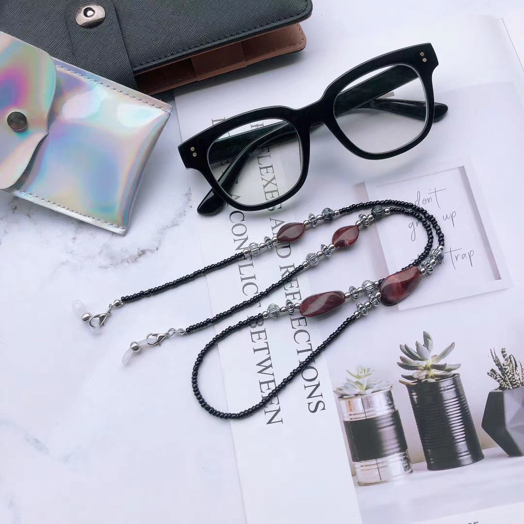 Fashionable Glasses Holder Chain Bowlift