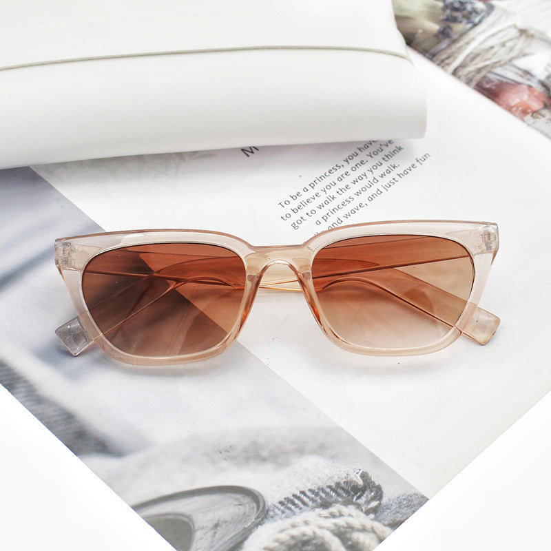 Women's geometric designer sunglasses in modern look Bowlift