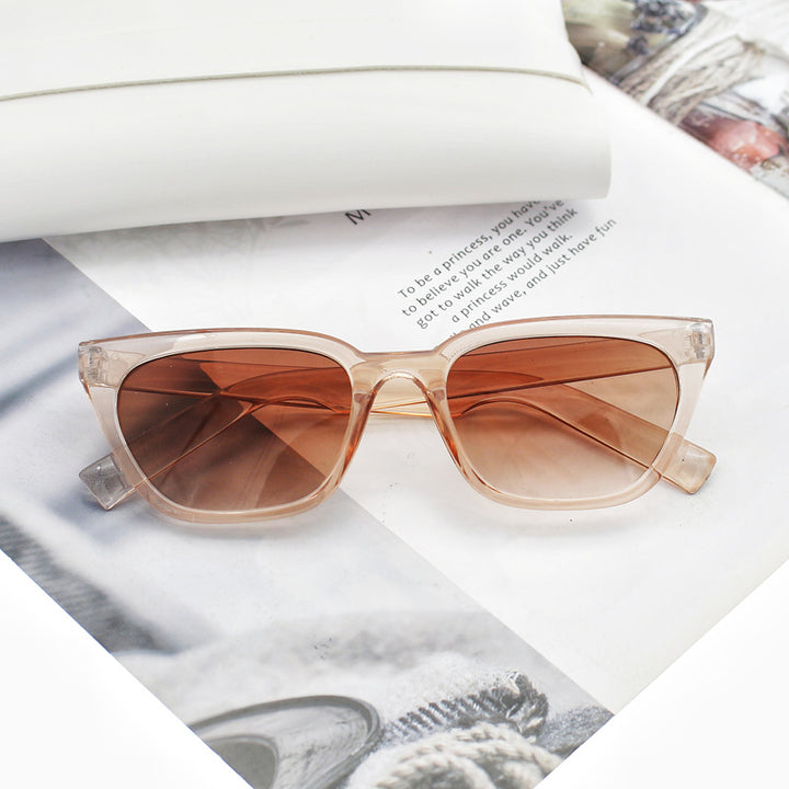 Women's geometric designer sunglasses in modern look Bowlift