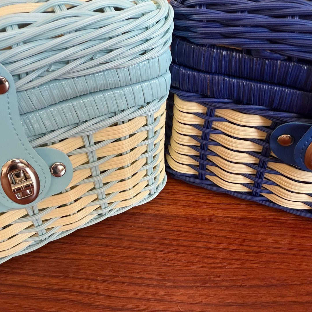 Women's Storage Basket Bowlift