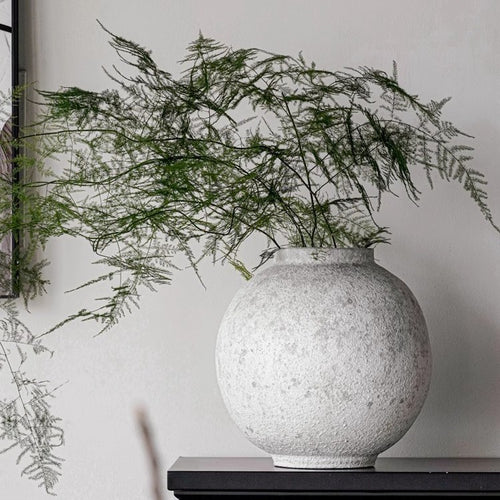 Artisanal Ceramic Vase Bowlift