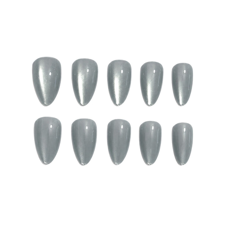 Artificial nails with metallic and glittery finish Bowlift