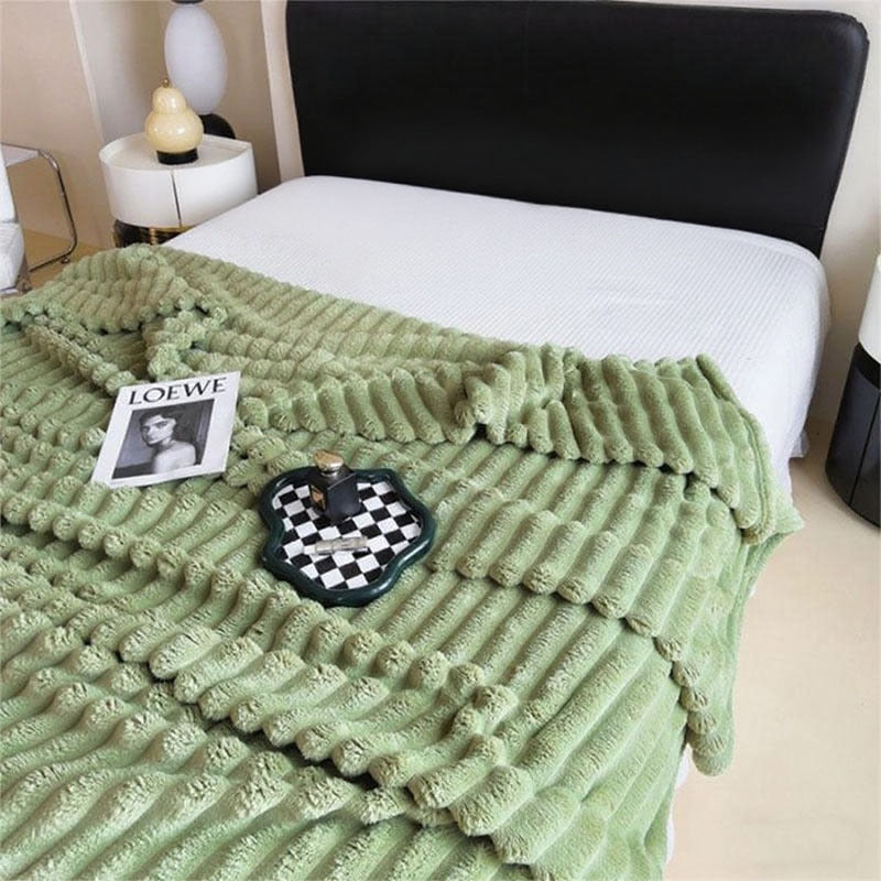 Women's Ultra-Soft Cuddly Blanket with Wave Structure Bowlift