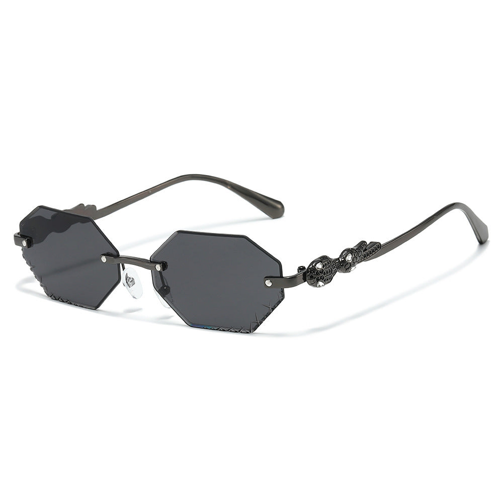 Fashion-Forward Statement Hexagonal Sunglasses Bowlift