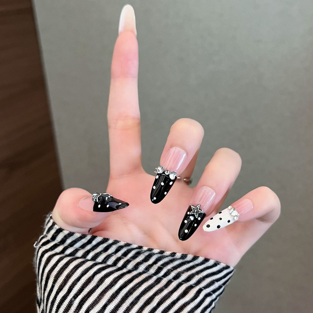 Elegant Decorative Press-On Nail Extensions Bowlift