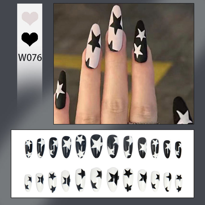 Artificial nails with star pattern Bowlift