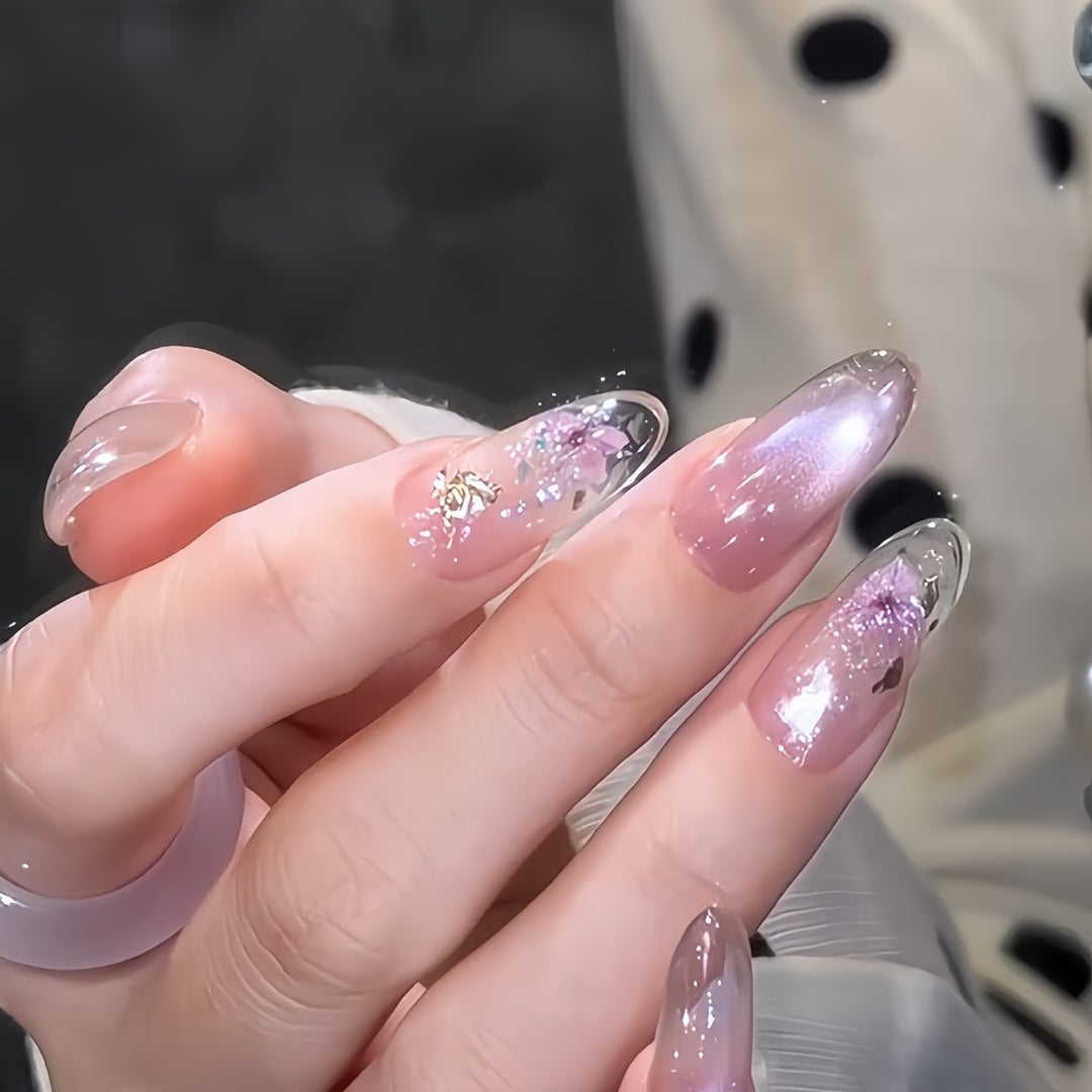 Artificial nails with glamorous glitter and flower design Bowlift