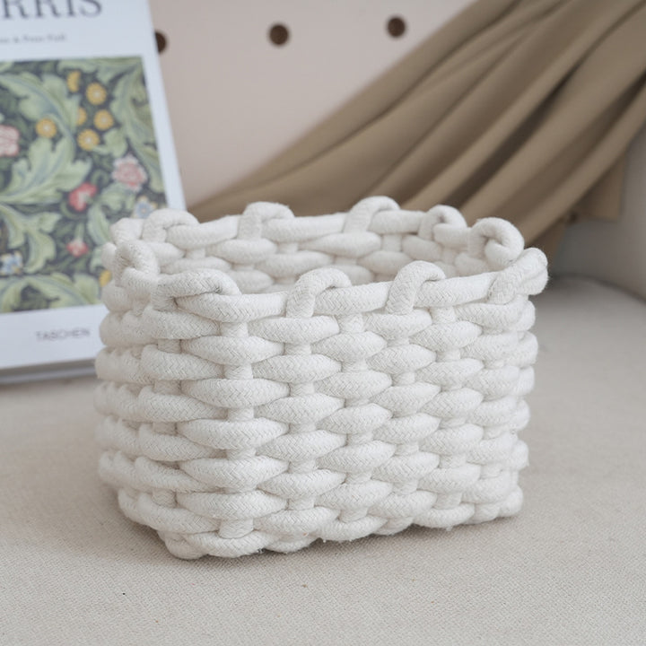 Storage basket with braided design Bowlift