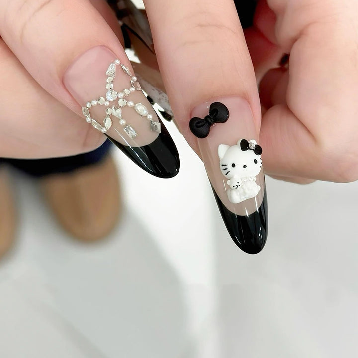 Decorative Character Press-On Nail Set Bowlift