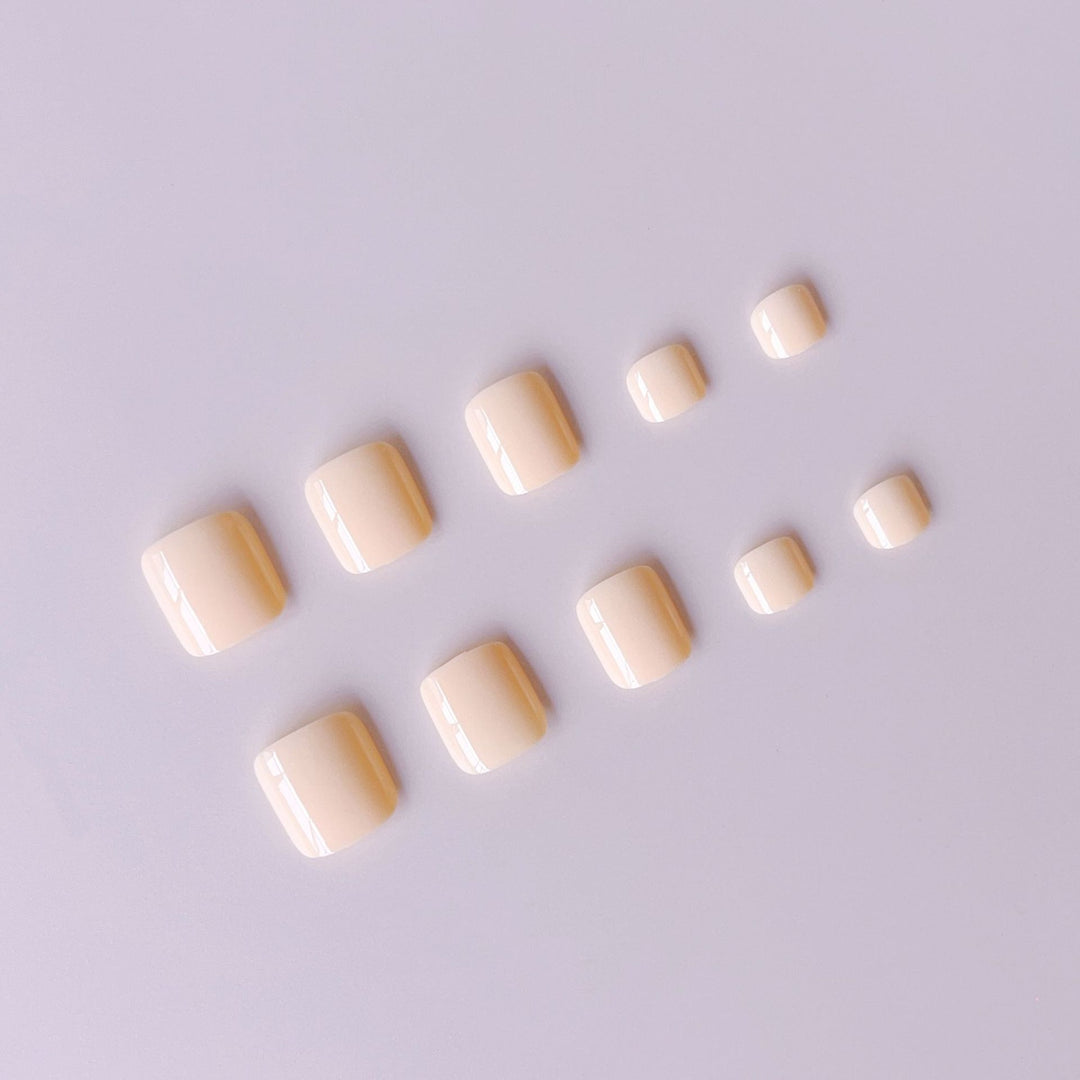 Art nail set with high-quality, smooth finish Bowlift