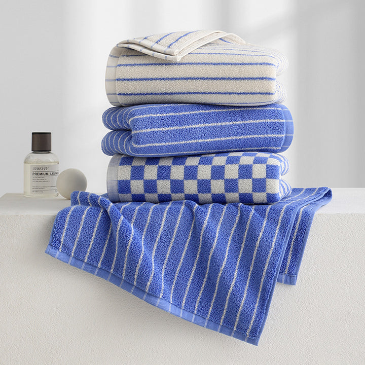 Women Elegant Terry Bath Towel with Striped Pattern Bowlift