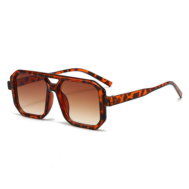 Women’s Geometric Sunglasses with Stylish Pattern Bowlift