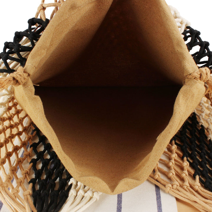 Net shopper with fringe accents Bowlift