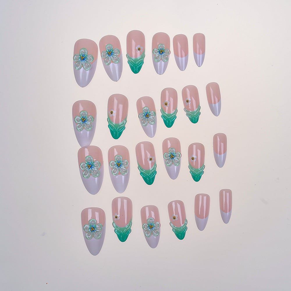 Floral-Embellished Press-On Nail Set Bowlift