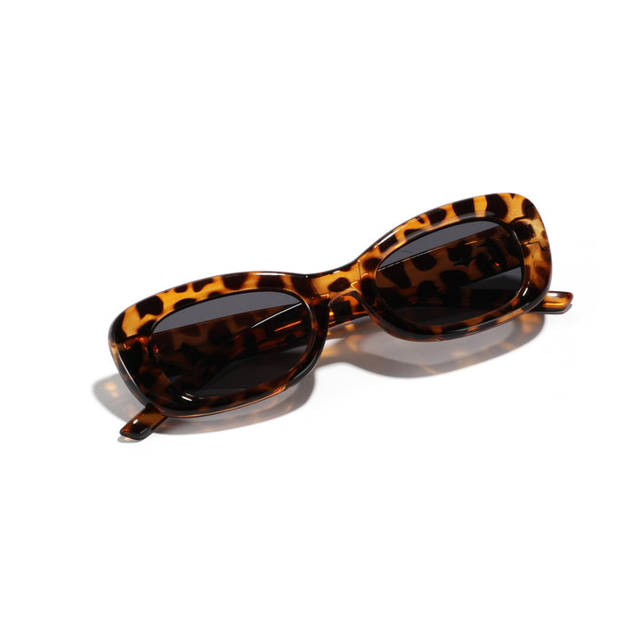 Ladies fashionable sunglasses in exciting leopard print Bowlift