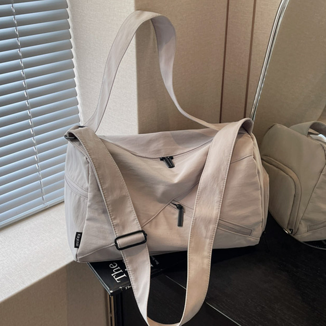 Versatile sports and leisure bag Bowlift