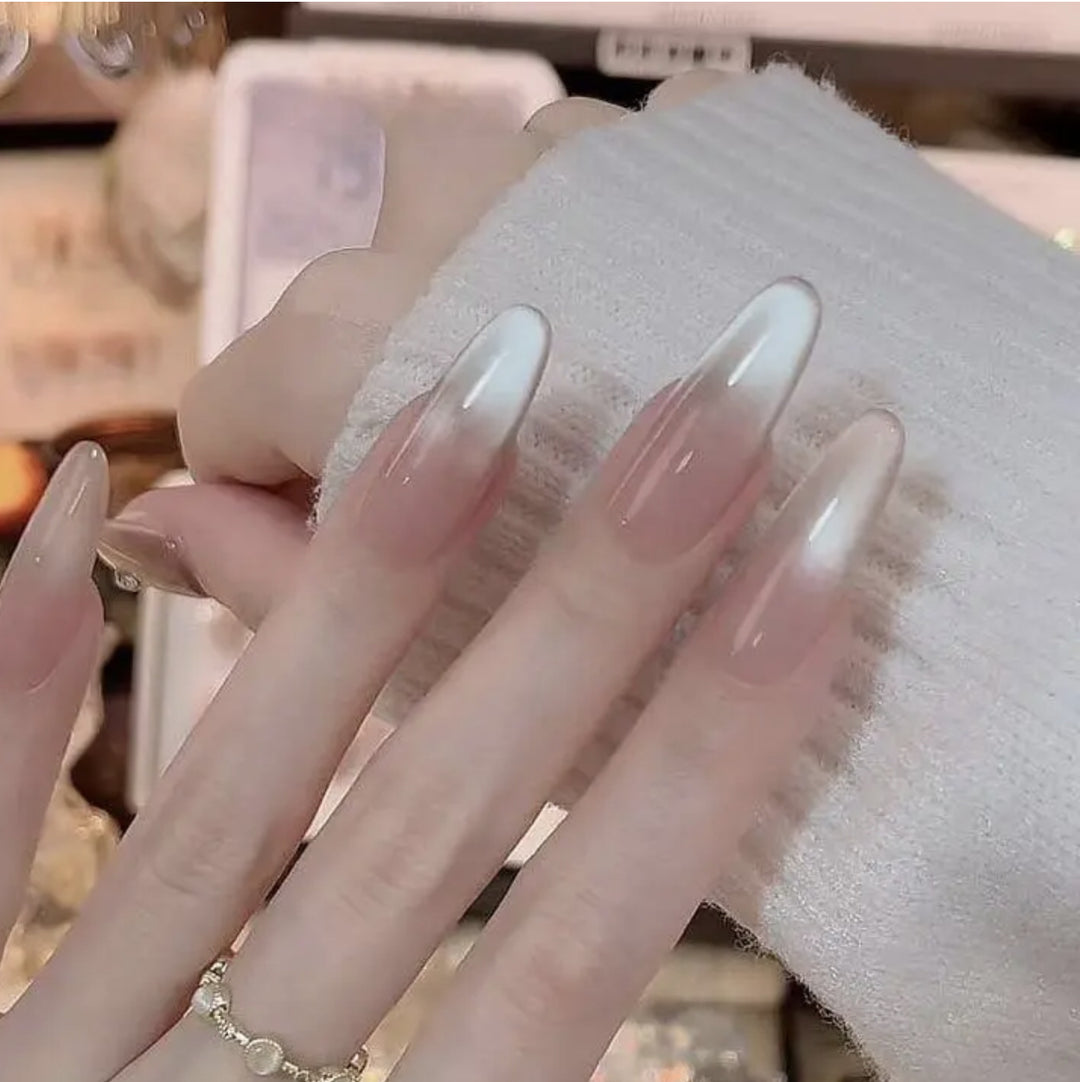 Artistic Press-On Nail Design Set with Floral and Gemstone Accents Bowlift