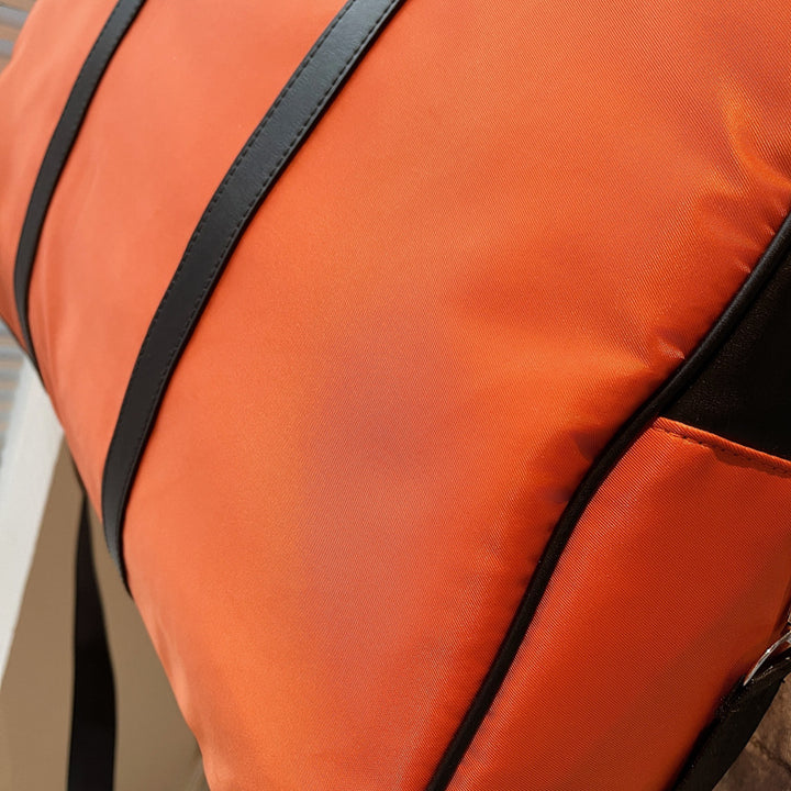 Stylish Travel Duffle Bag Bowlift