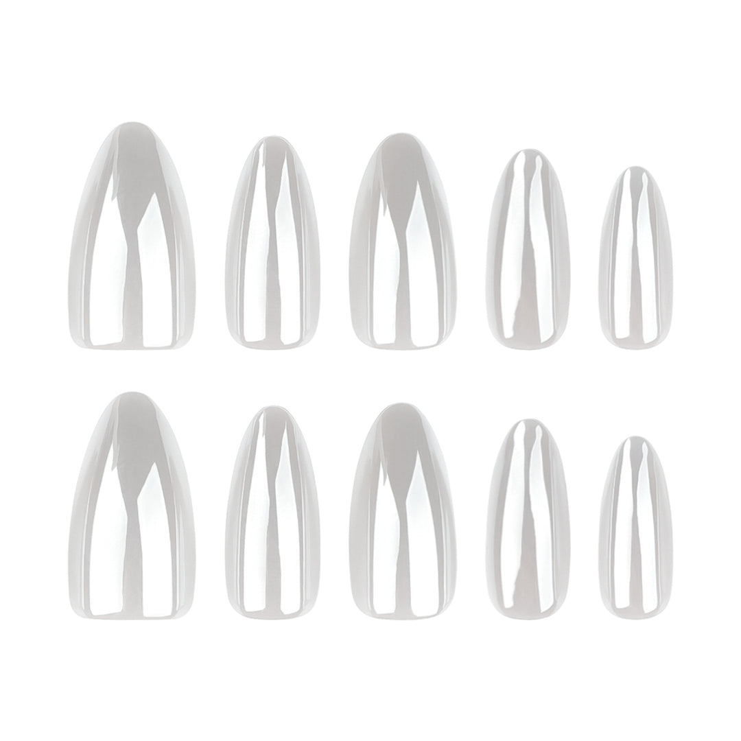Artful stiletto nails with elegant shine details Bowlift