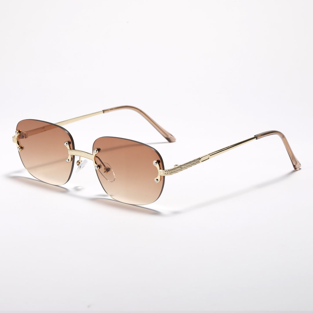 Ladies oversized sunglasses with luxurious accents Bowlift