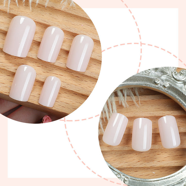 Artificial nail set with elegant high-gloss finish Bowlift