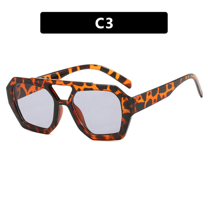 Women's geometric sunglasses with luxurious design Bowlift