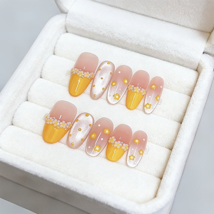 Artistic Floral-Designed Press-On Nail Set Bowlift