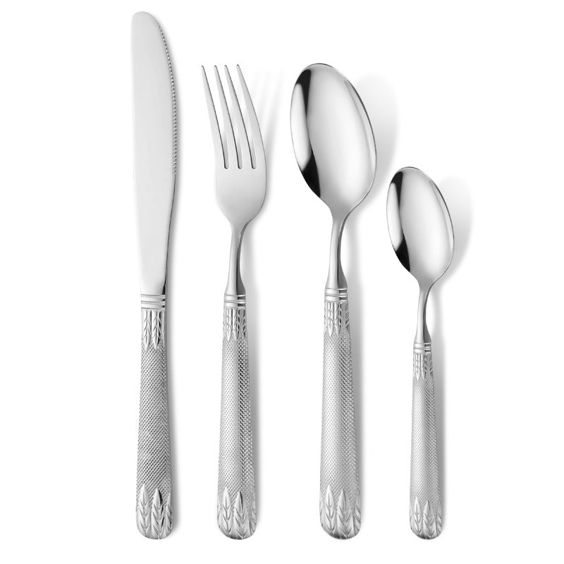 Elegant teaspoon with artistic handle design Bowlift