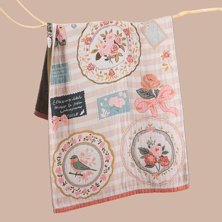 Women's throw blanket with enchanting landscape motif Bowlift