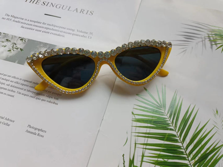 Ladies Glamorous Cat Eye Sunglasses with Rhinestone Accents Bowlift
