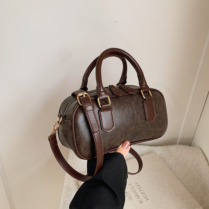 Elegant Structured Handbag Bowlift