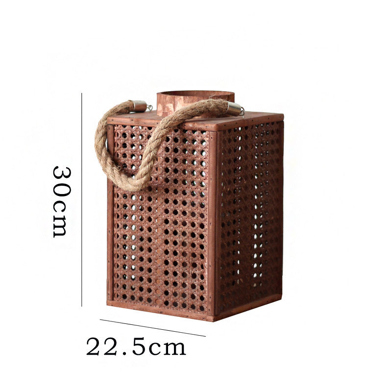 Decorative lantern holder made of natural material Bowlift