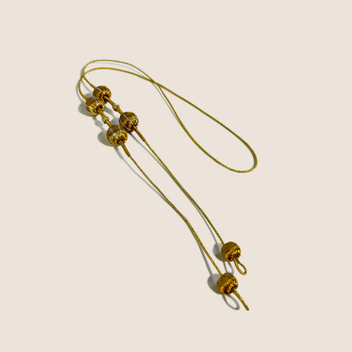 Adjustable Eyewear Retainer Bowlift