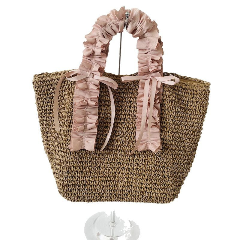 Crocheted beach bag with elegant satin accents Bowlift