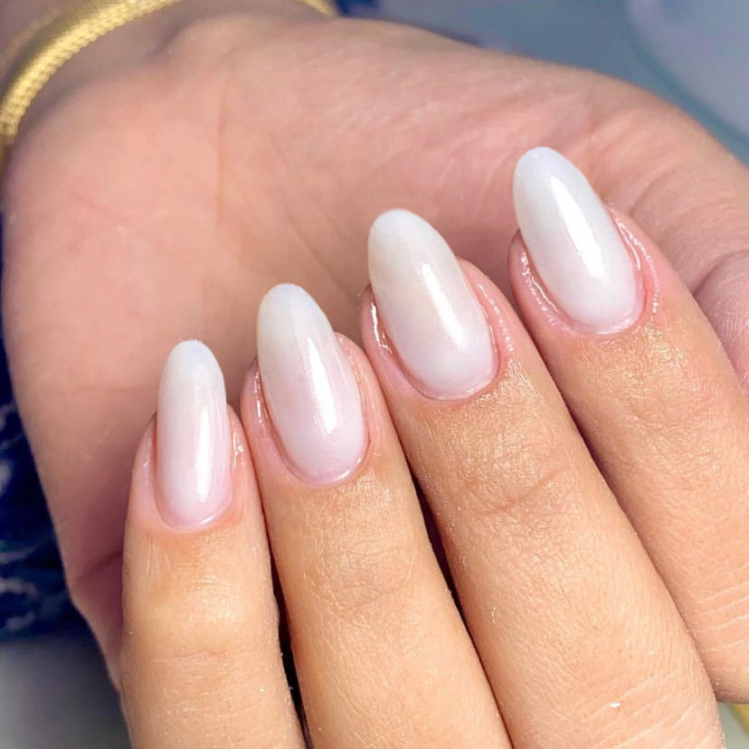 Premium Glossy Almond-Shaped Press-On Nail Tips Bowlift