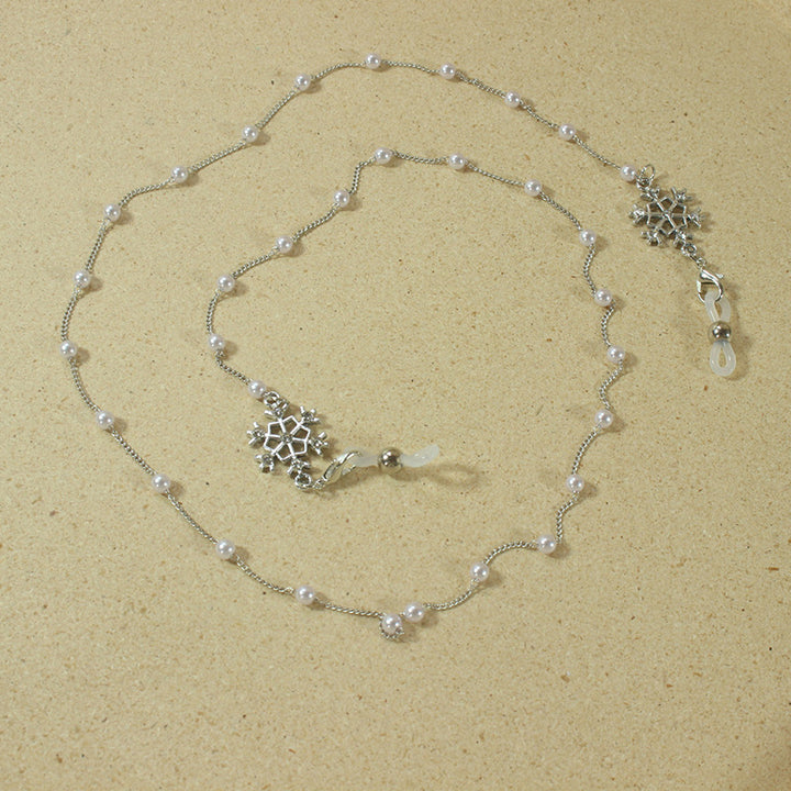 Elegant glasses holder chain with pearls and snowflake pendant Bowlift