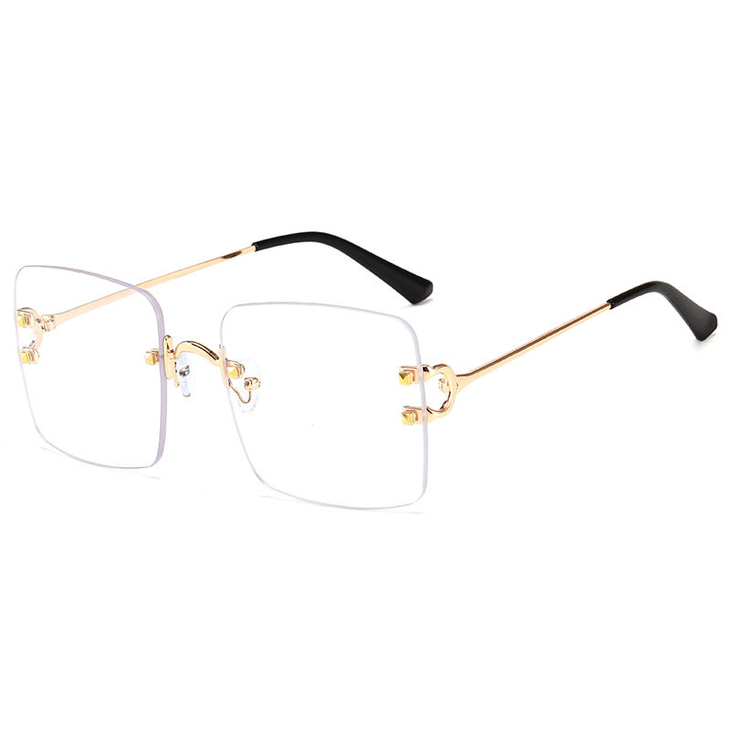 Women square sunglasses with an elegant metal frame and sturdy lenses Bowlift