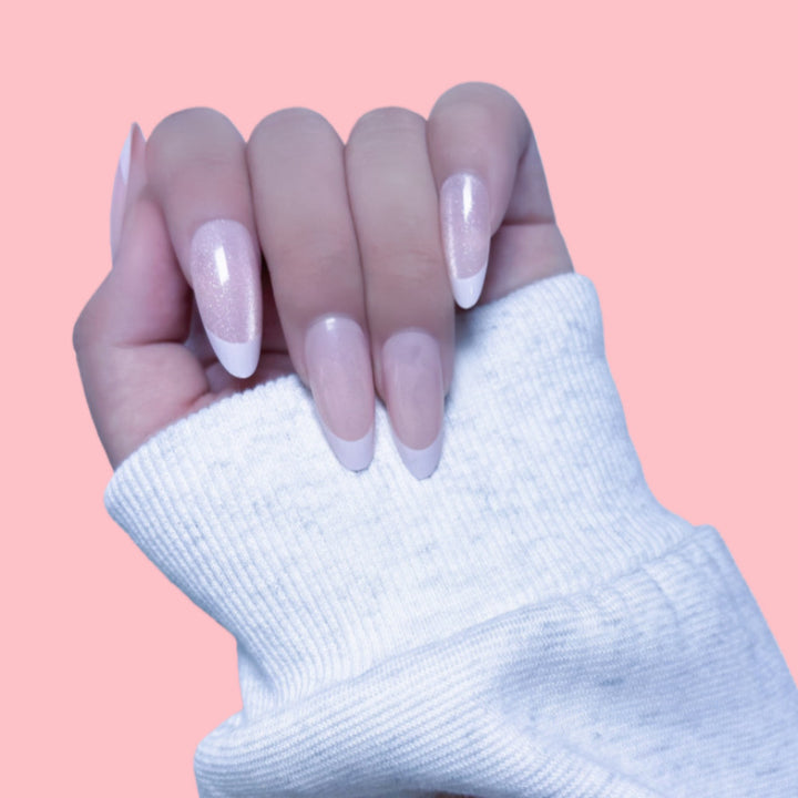 Glamorous Artificial Nails Bowlift