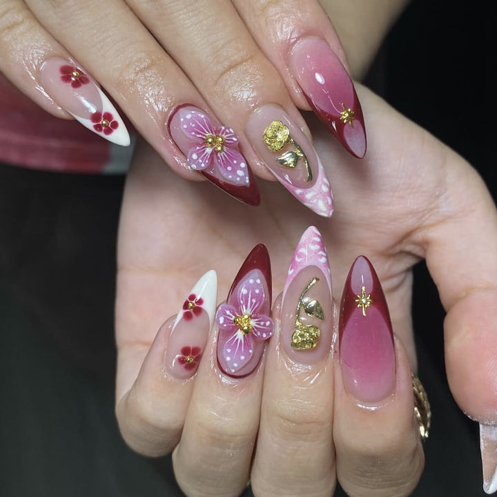 Elegant 3D Floral Acrylic Nail Art Extensions Bowlift