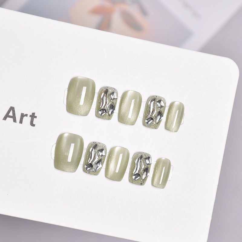 Glittery Decorative Press-On Nail Art Bowlift