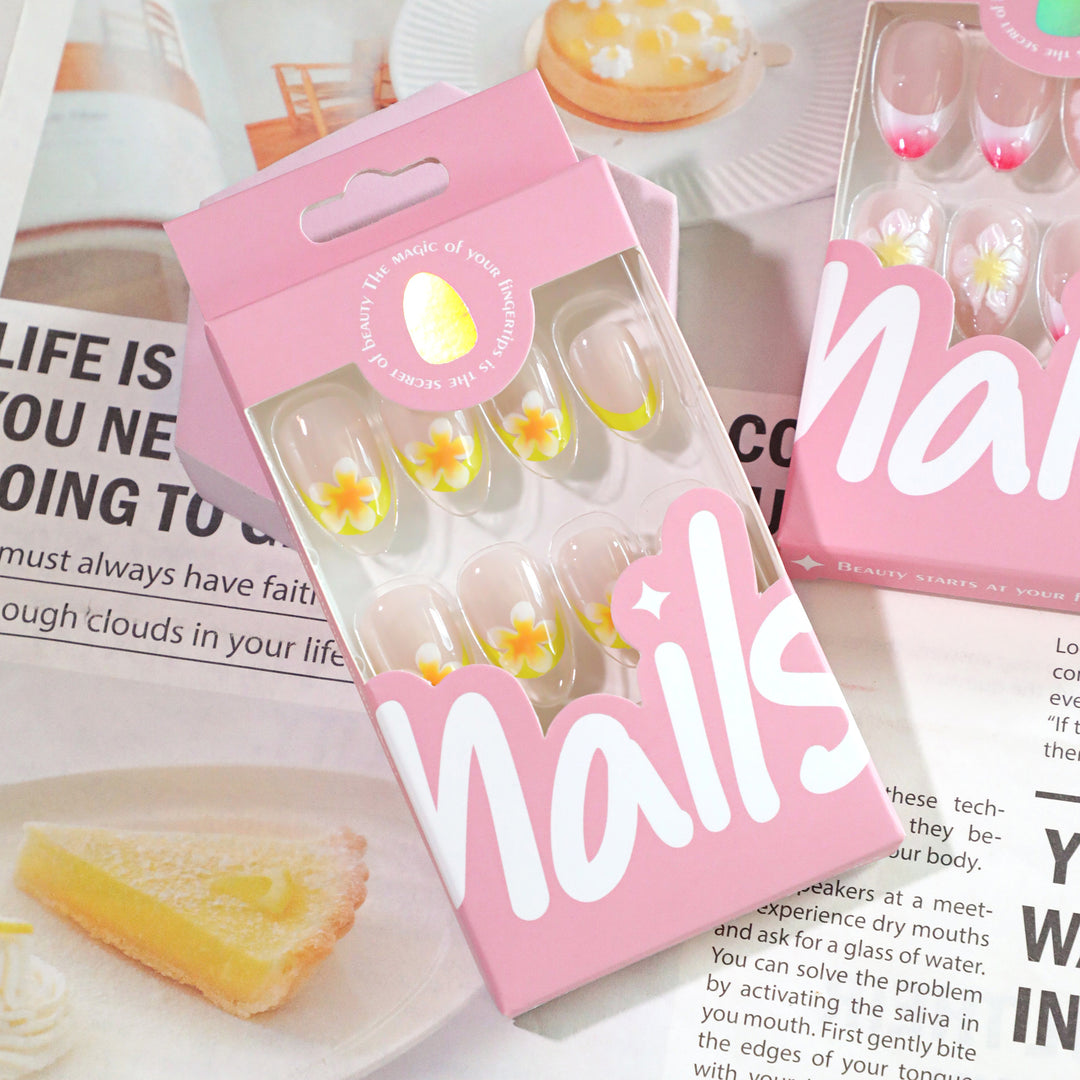 Artificial Nail Art with Blooming Design Bowlift