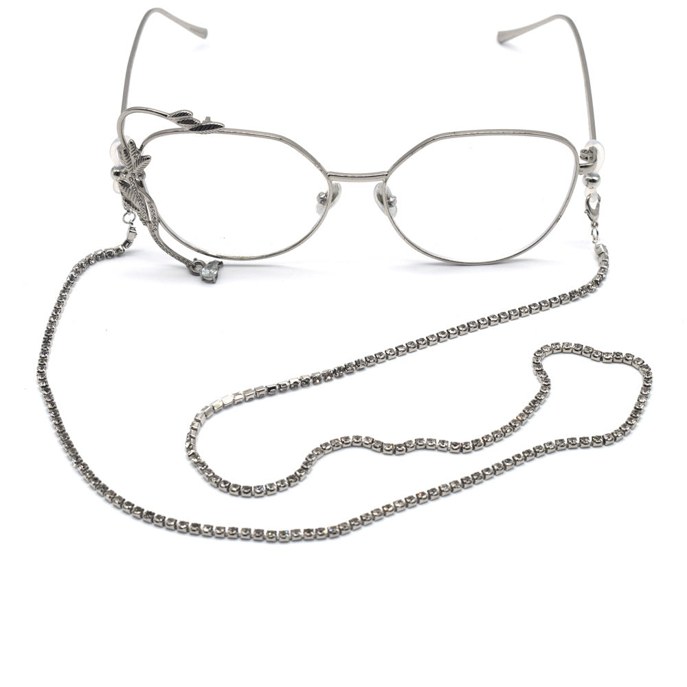 Elegant Rhinestone-Embellished Eyewear Chain Bowlift